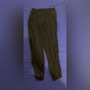 Women’s size 4 pants